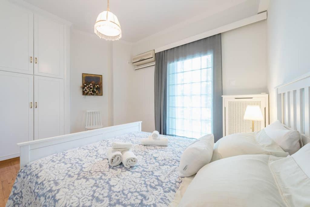 New! Bright & Remodeled 1Bed Apt 2Min Walk To Acropolis Athena Bagian luar foto