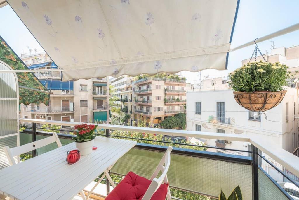 New! Bright & Remodeled 1Bed Apt 2Min Walk To Acropolis Athena Bagian luar foto
