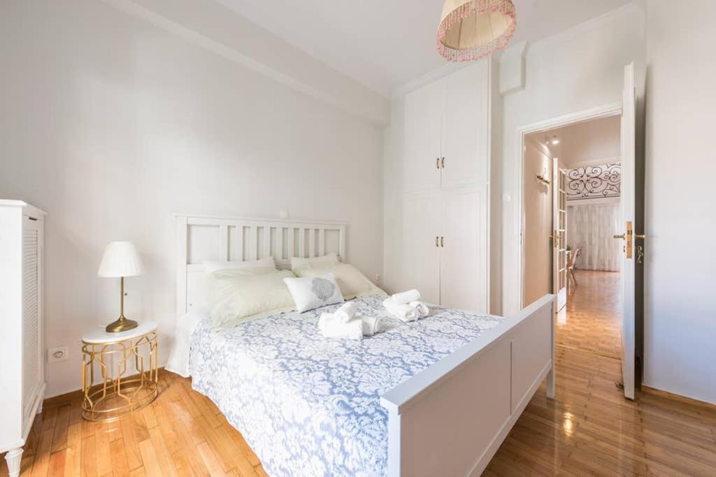 New! Bright & Remodeled 1Bed Apt 2Min Walk To Acropolis Athena Bagian luar foto